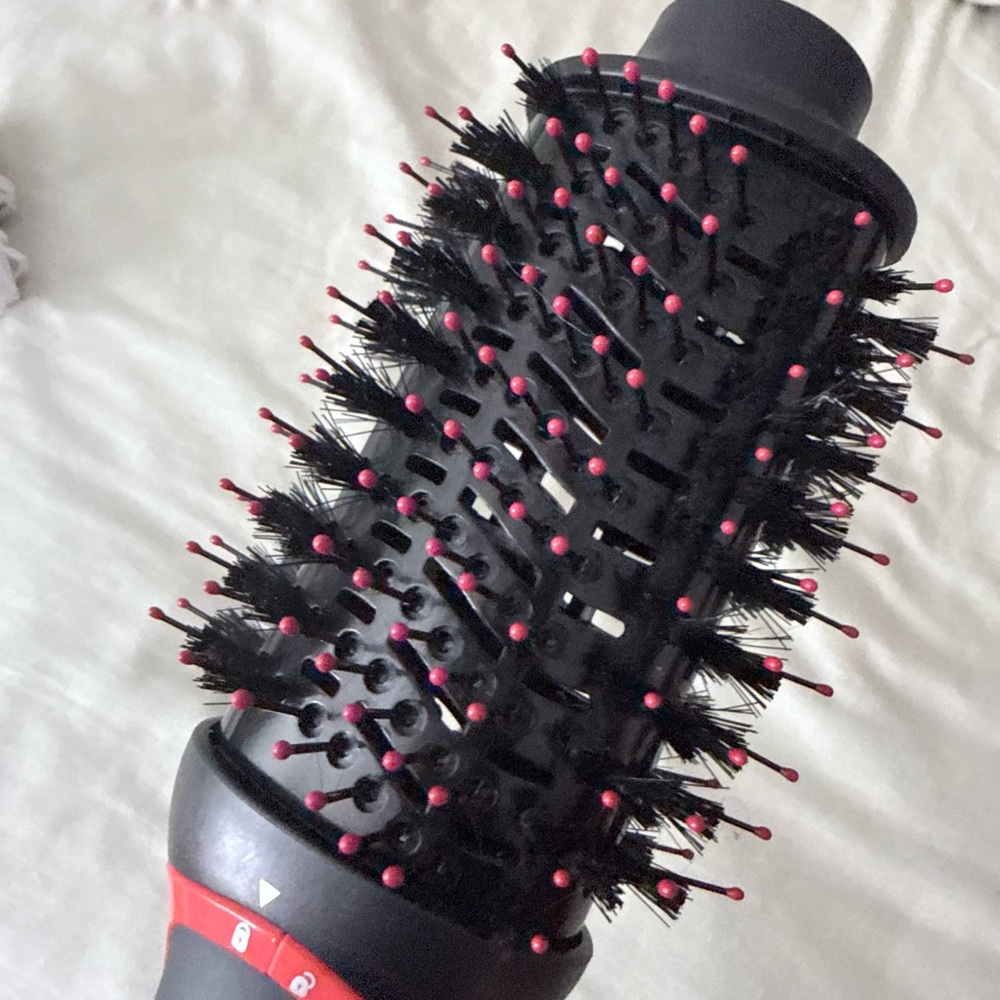 ✨ Revlon One-Step Hair Dryer and Volumizer – Clean, Perfect Condition - Picture 10 of 15